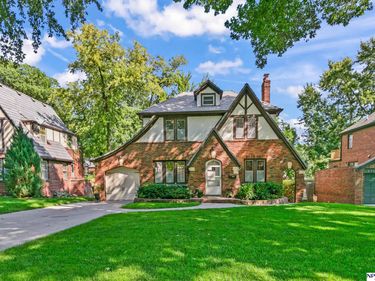 2711 N 55 Street, Omaha, NE 68104