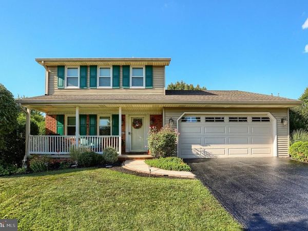 1460 WOODRIDGE DRIVE, MIDDLETOWN, PA 17057