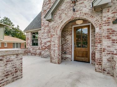1821 Warner Road, Fort Worth, TX 76110