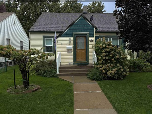 1801 S Clinton St., Sioux City, IA 51106