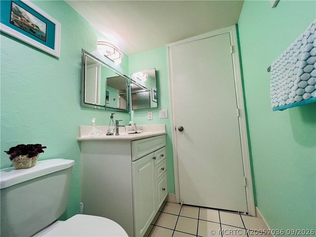 10044 S Ocean Drive , Unit 206, Jensen Beach, FL 34957 Photo