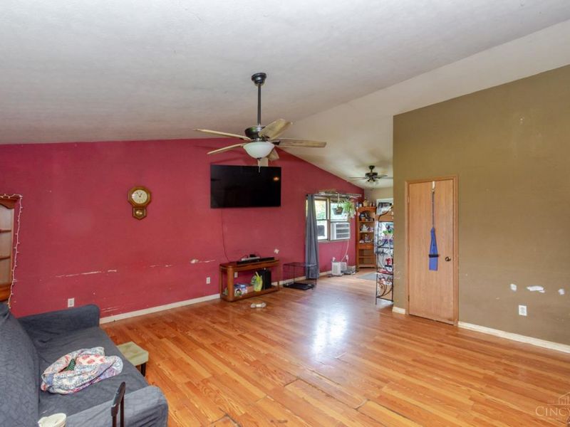 32 Valhalla Drive, Eaton, OH 45320 Photo 5