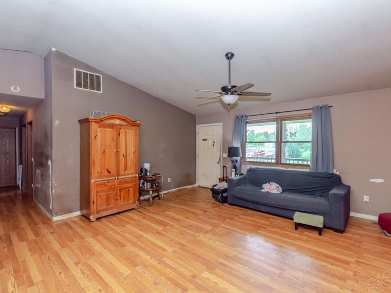 32 Valhalla Drive, Eaton, OH 45320 Photo 6