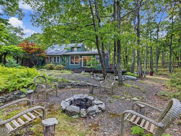 101 High Ridge Road , Dingmans Ferry, PA 18328