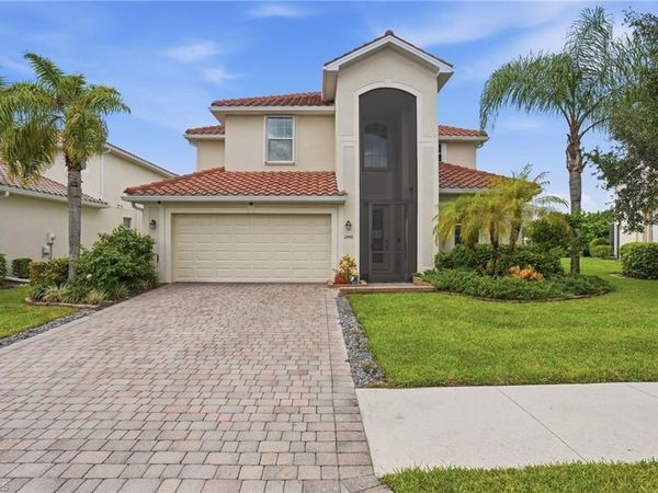 2446 Heydon CIR E, NAPLES, FL 34120