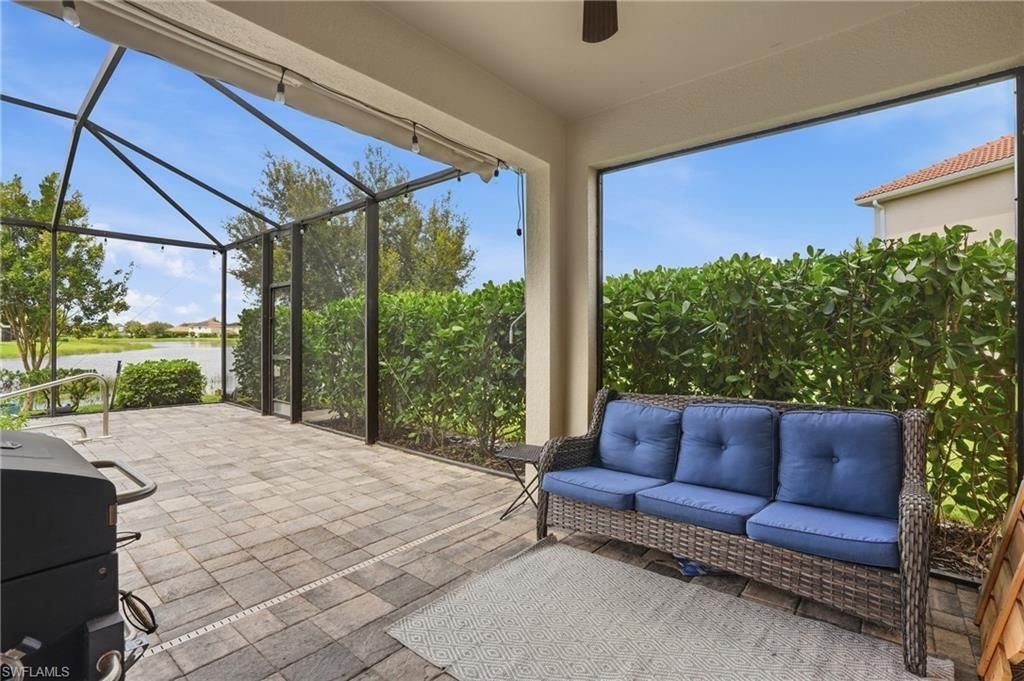 2446 Heydon Cir E, Naples, FL 34120 Photo