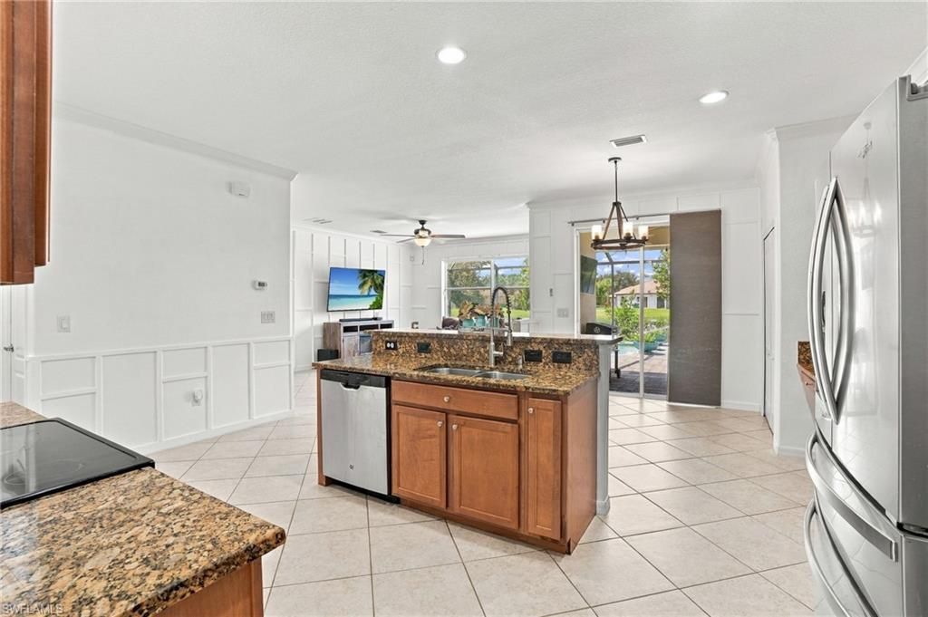 2446 Heydon Cir E, Naples, FL 34120 Photo