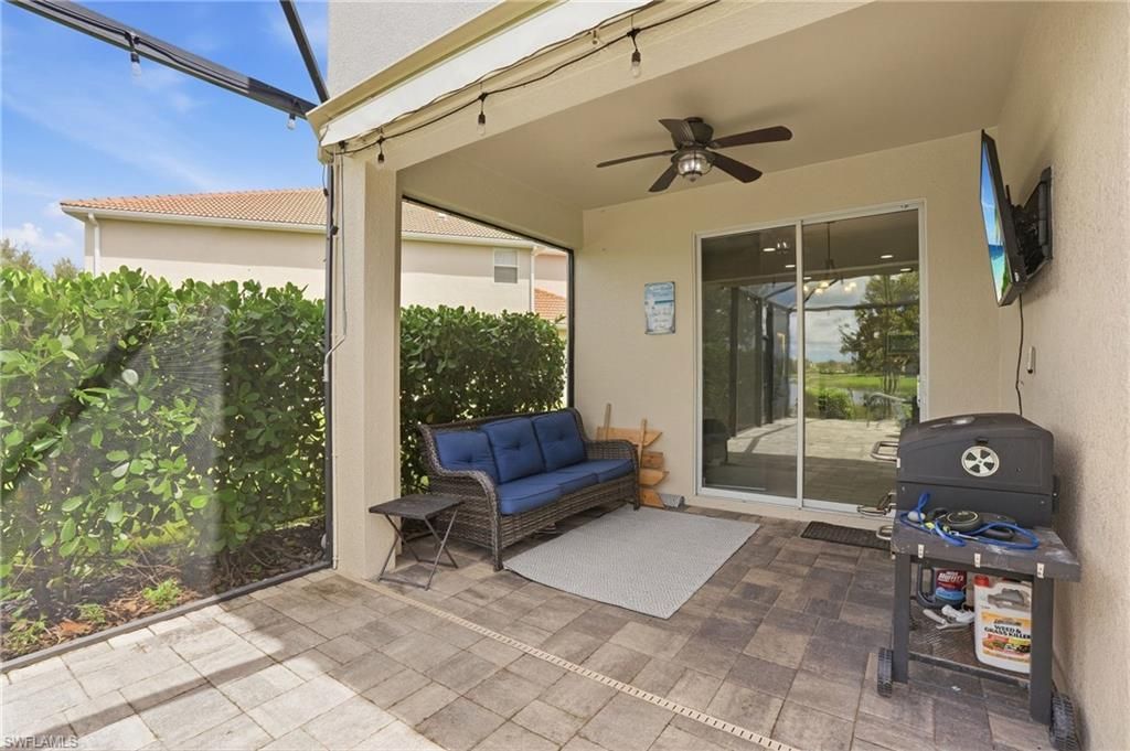 2446 Heydon Cir E, Naples, FL 34120 Photo