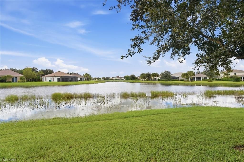 2446 Heydon Cir E, Naples, FL 34120 Photo