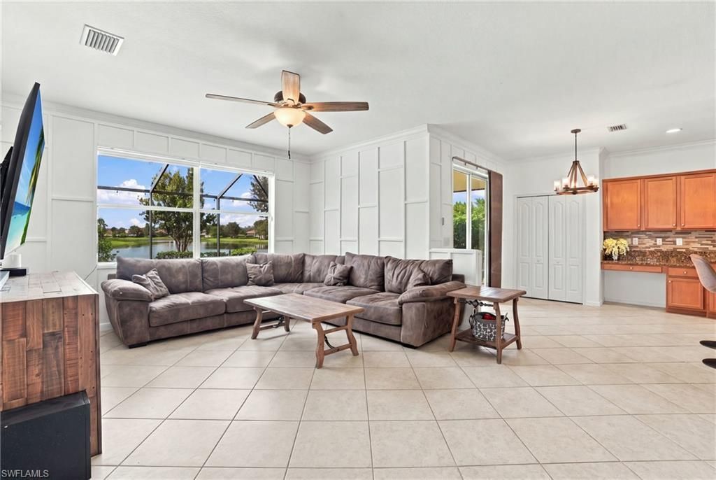 2446 Heydon Cir E, Naples, FL 34120 Photo