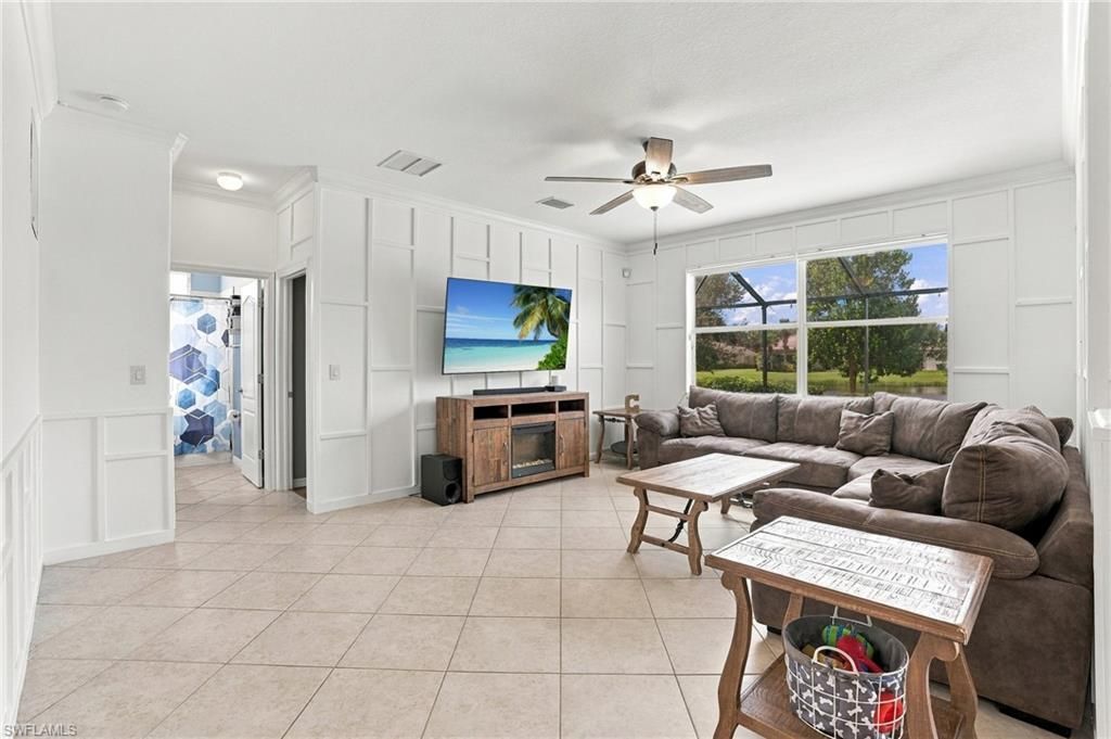 2446 Heydon Cir E, Naples, FL 34120 Photo