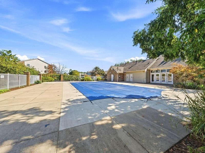 6735 Meadow Creek Drive , Unit 103, Columbus, OH 43235 Photo 4