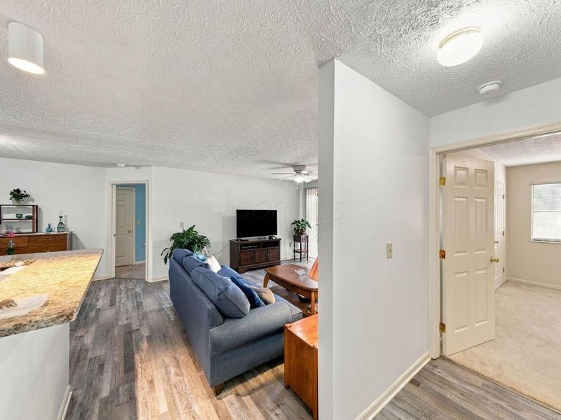 6735 Meadow Creek Drive , Unit 103, Columbus, OH 43235 Photo 8