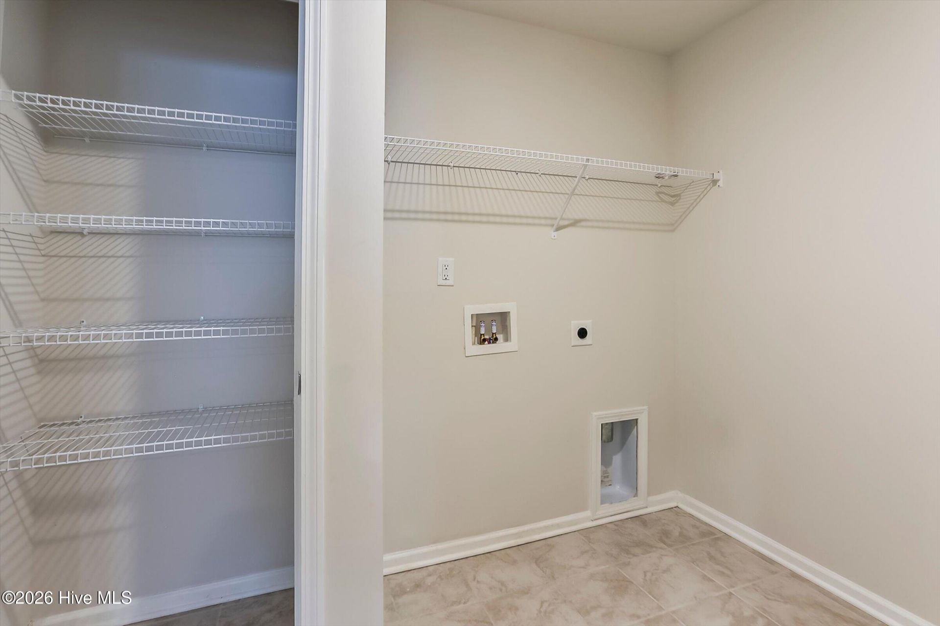 152 Southern Lake Court Photo 51