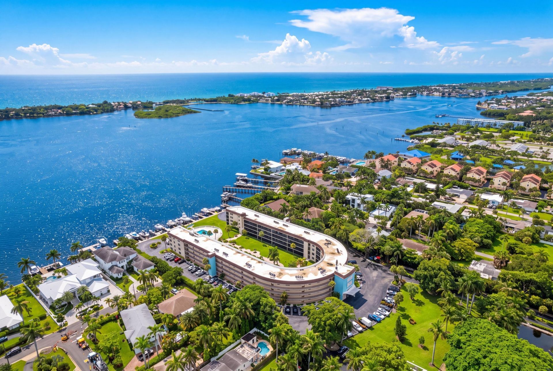 2424 N Federal Highway, Unit 305, Boynton Beach, FL 33435 Photo