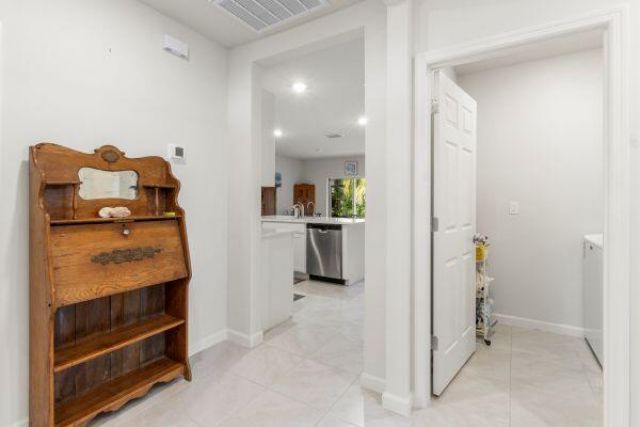 613 Carnival Terrace, Sebastian, FL 32958 Photo