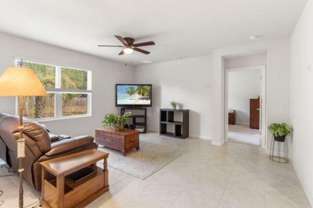 613 Carnival Terrace, Sebastian, FL 32958 Photo
