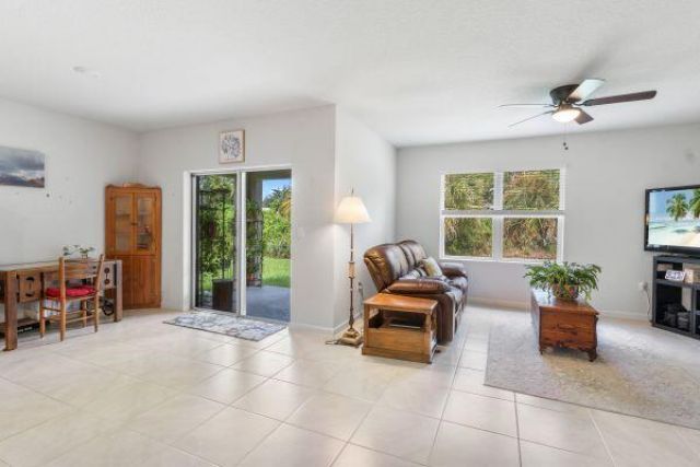 613 Carnival Terrace, Sebastian, FL 32958 Photo