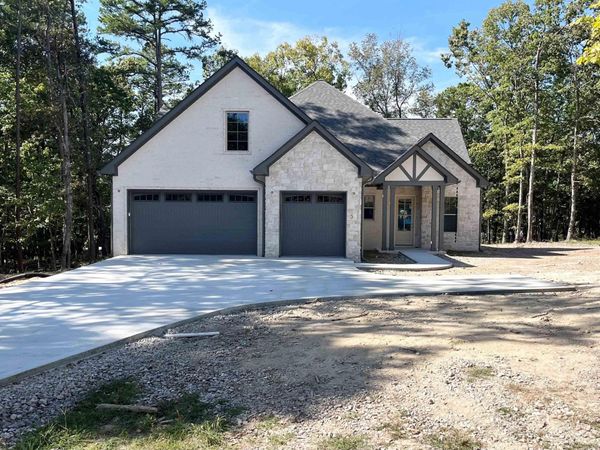 5 Villacarriedo Drive, Hot Springs Village, AR 71909