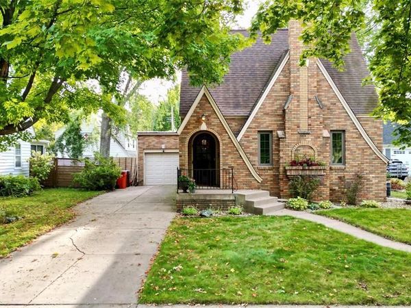 1627 Rust Street, Eau Claire, WI 54701