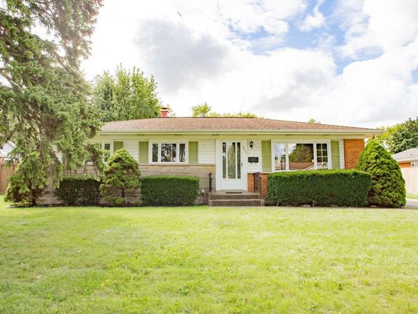 255 W Walnut Avenue, Des Plaines, IL 60016