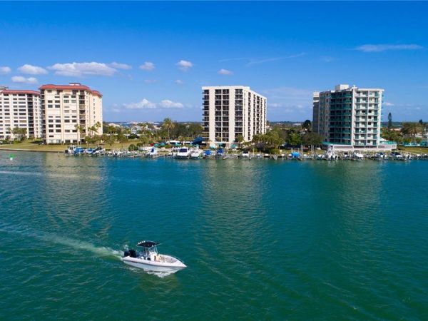 690 ISLAND WAY , Unit 511, CLEARWATER BEACH, FL 33767