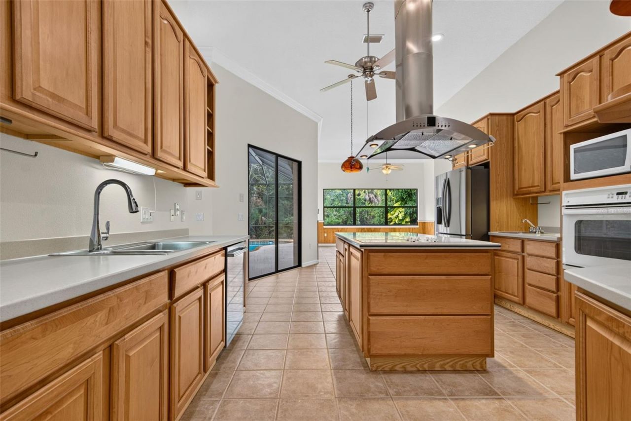 679 Sawgrass Bridge Road, Venice, FL 34292 Photo