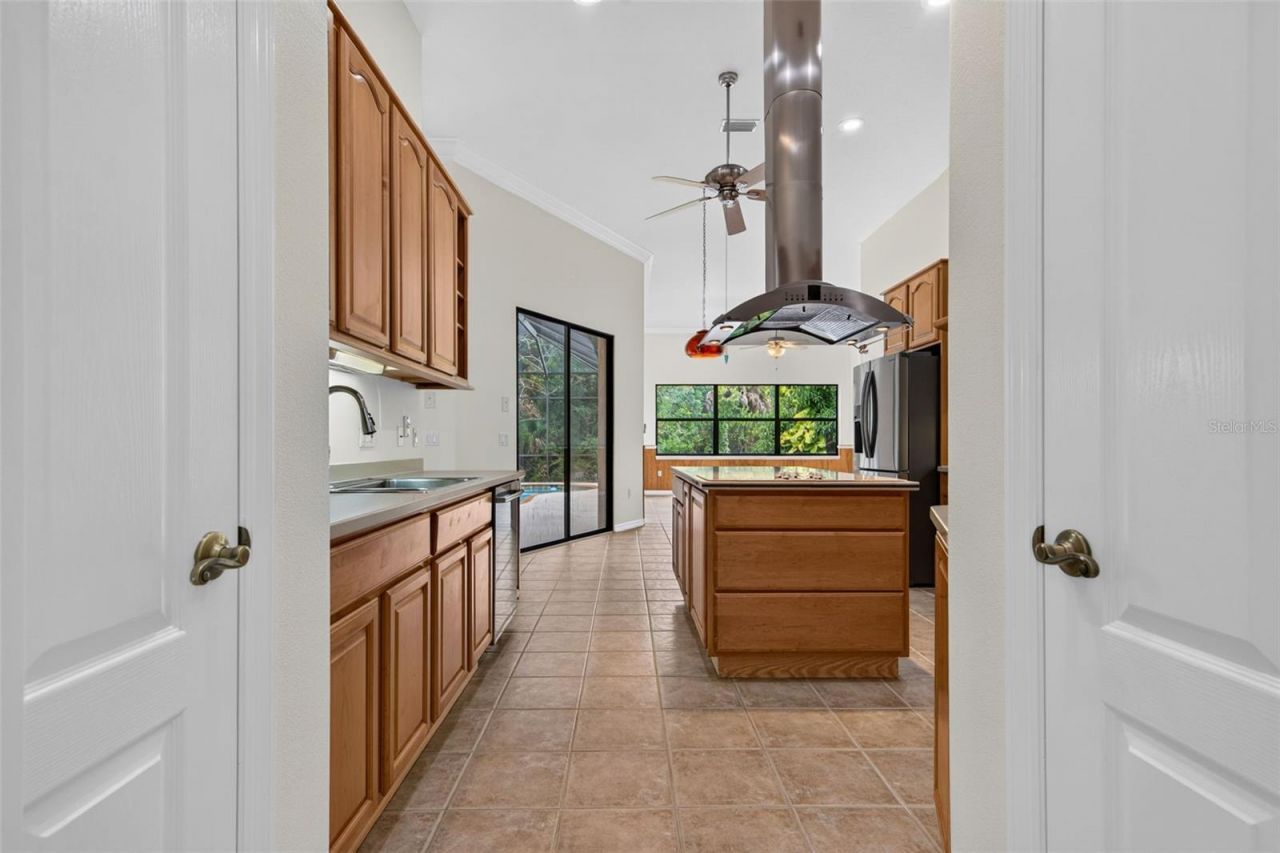679 Sawgrass Bridge Road, Venice, FL 34292 Photo