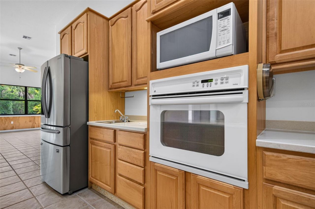 679 Sawgrass Bridge Road, Venice, FL 34292 Photo