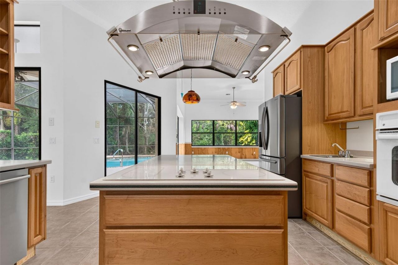 679 Sawgrass Bridge Road, Venice, FL 34292 Photo