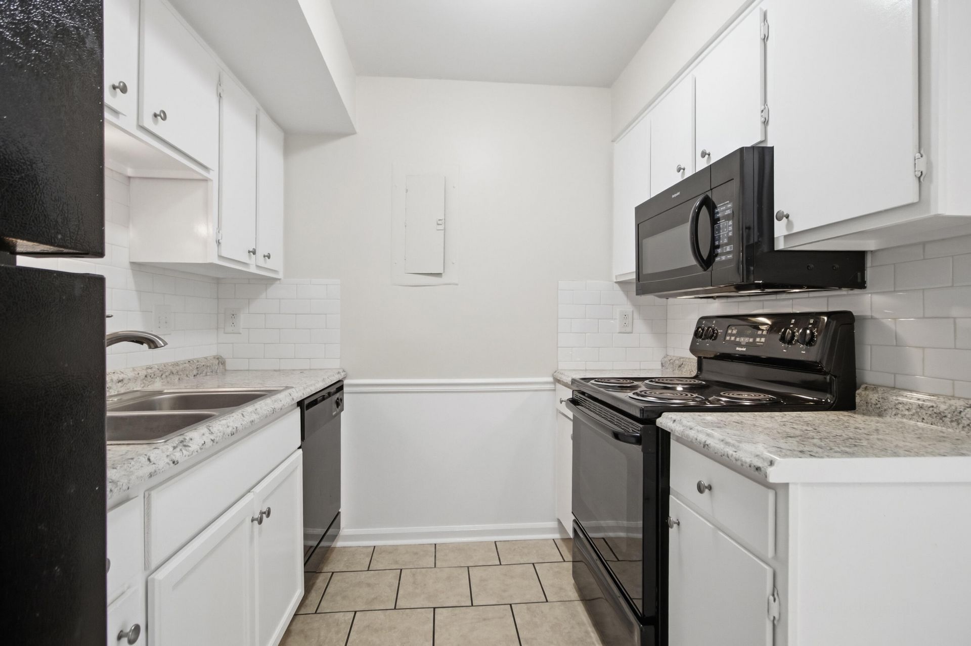 2494 Etiwan Avenue Photo 13