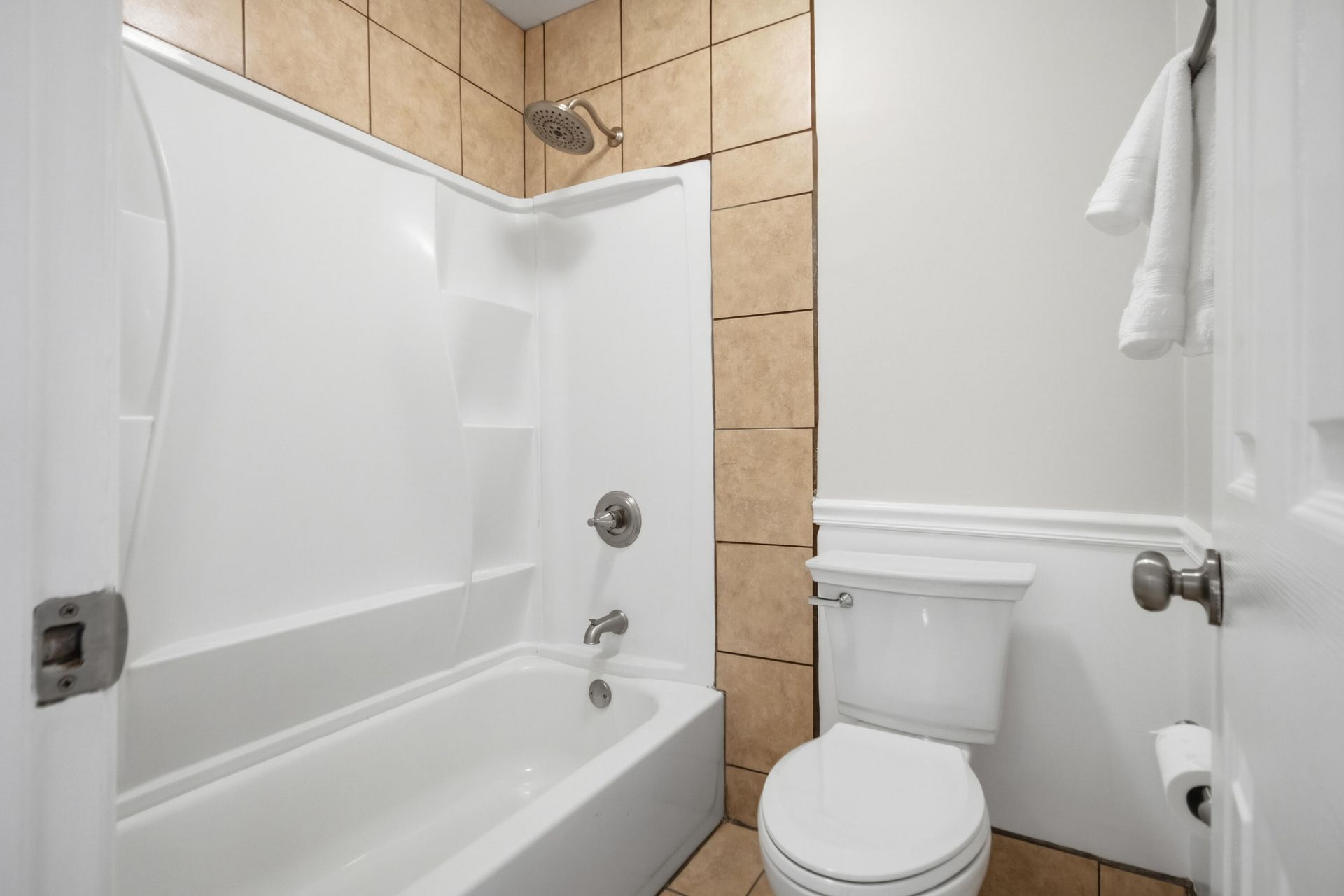 2494 Etiwan Avenue Photo 21
