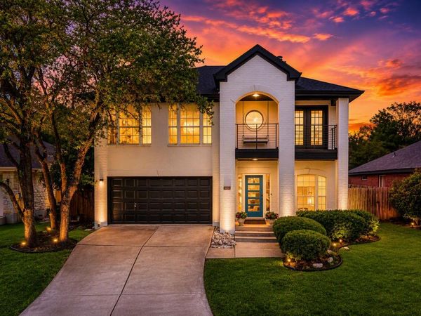 6804 Gabion DR, Austin, TX 78749