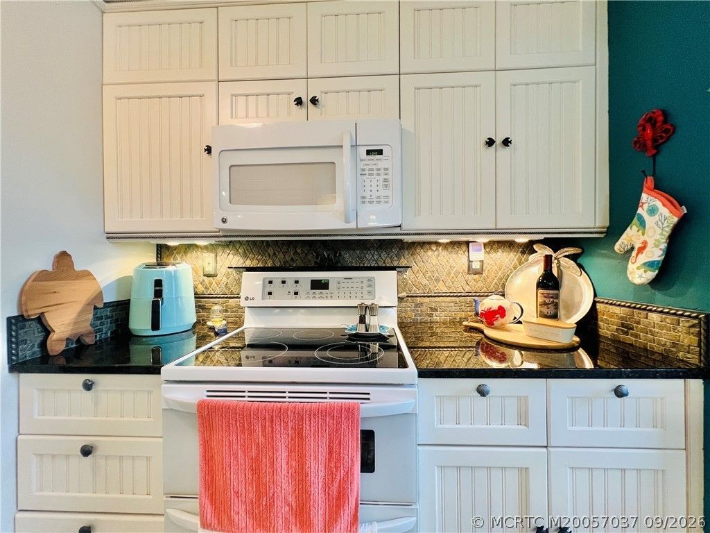 10044 S Ocean Drive , Unit 102, Jensen Beach, FL 34957 Photo