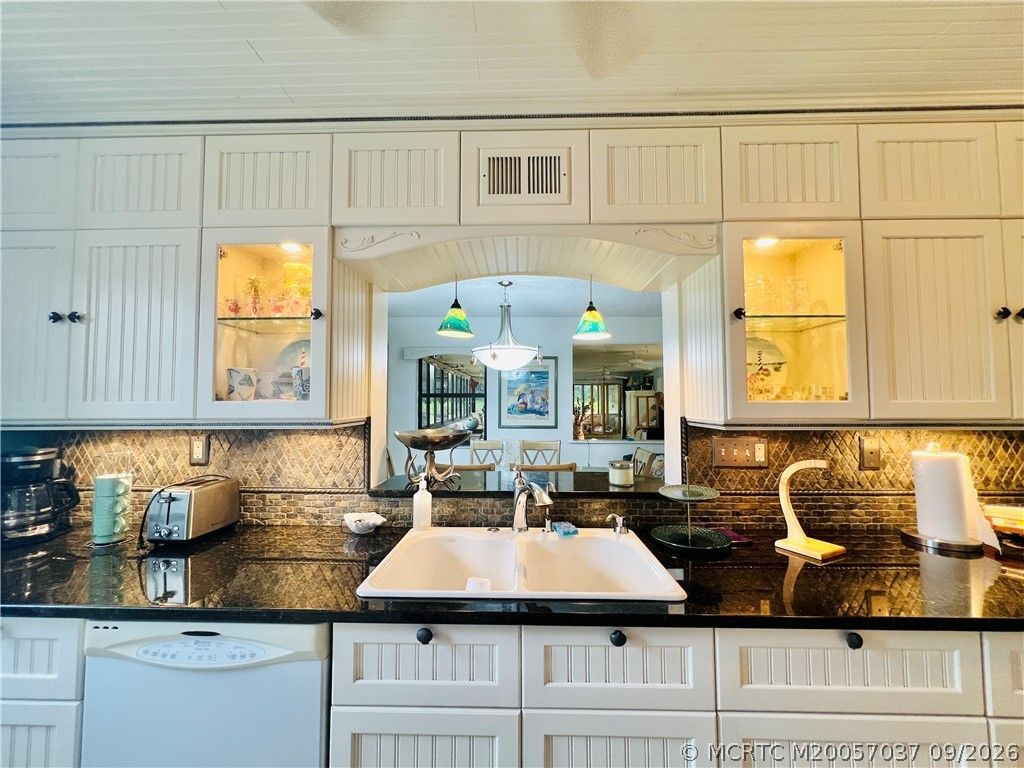 10044 S Ocean Drive , Unit 102, Jensen Beach, FL 34957 Photo