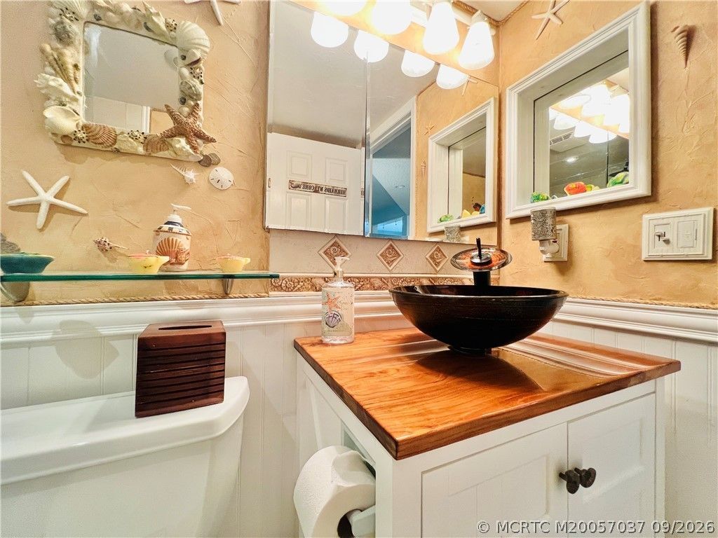 10044 S Ocean Drive , Unit 102, Jensen Beach, FL 34957 Photo