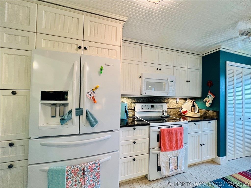 10044 S Ocean Drive , Unit 102, Jensen Beach, FL 34957 Photo