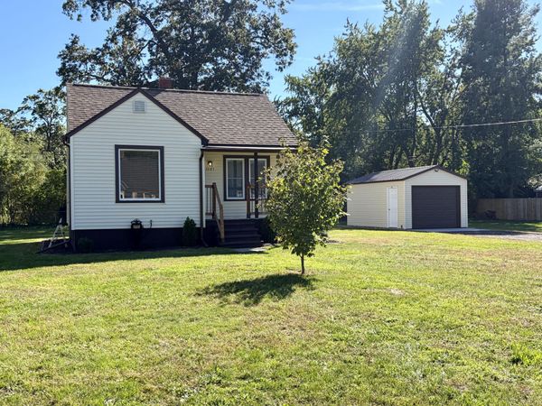 1681 Langeland Avenue, Muskegon, MI 49442
