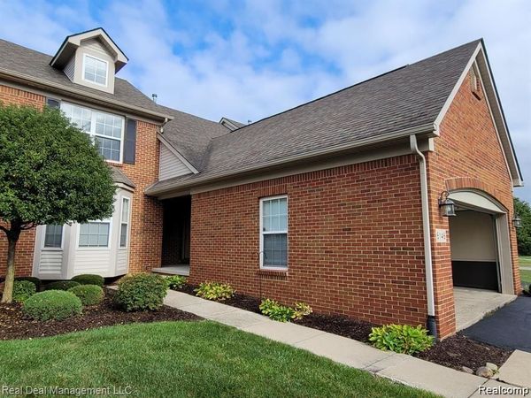 6146 Lone Oak Circle, Holly Township, Mi 48439
