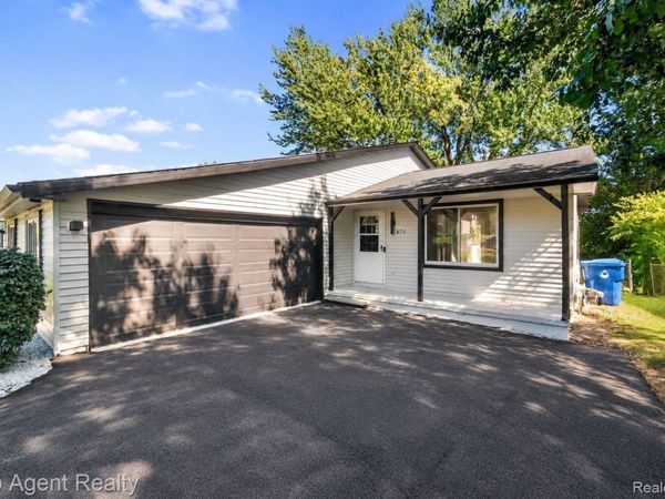 675 Woodingham Avenue, Waterford Township, Mi 48328
