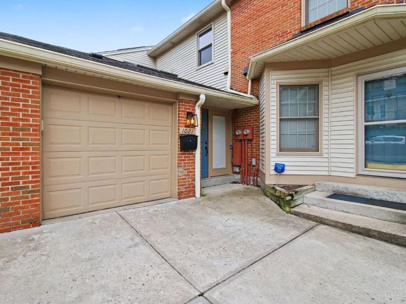 1021 Windsor Street, Cincinnati, OH 45206 Photo 2