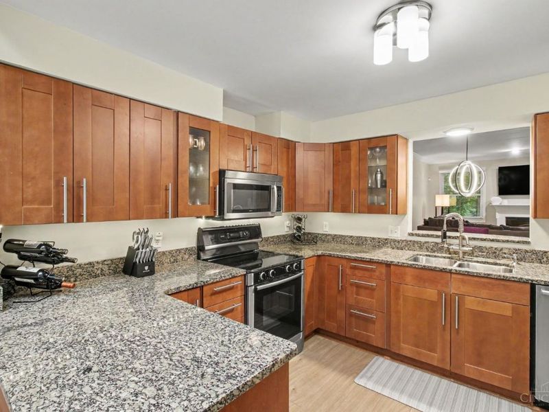 1021 Windsor Street, Cincinnati, OH 45206 Photo 8