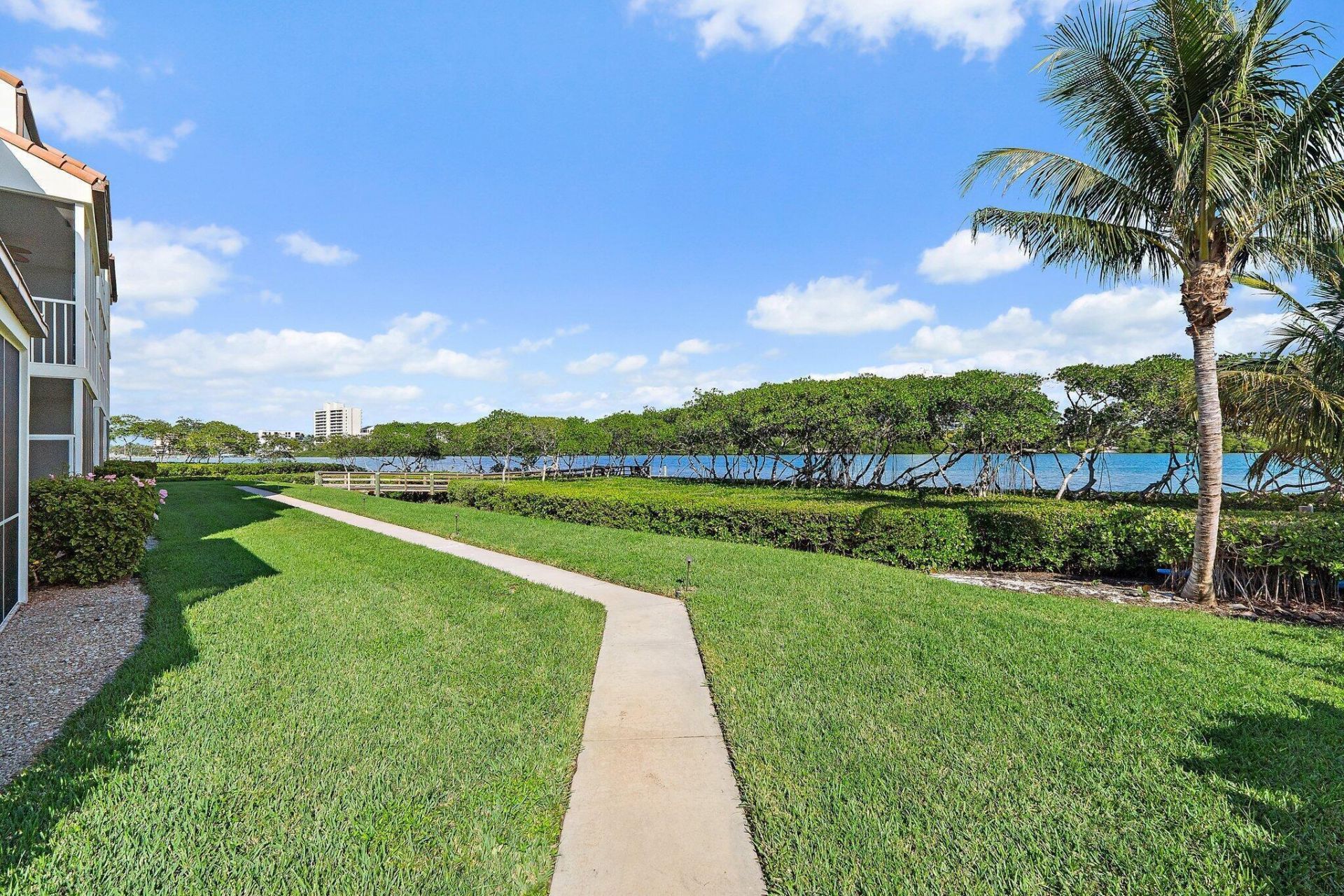 200 Waterway Road, Unit 105, Tequesta, FL 33469 Photo