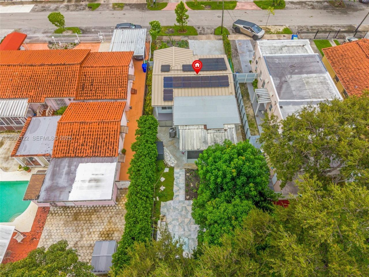5831 SW 4th St, Miami, FL 33144 Photo