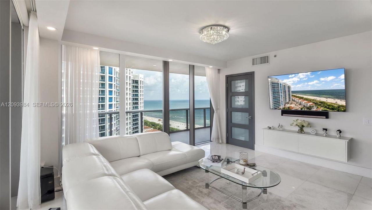 5875 Collins Ave , Unit 1707, Miami Beach, FL 33140 Photo