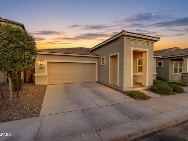 2725 S Eastridge, Mesa, AZ 85209