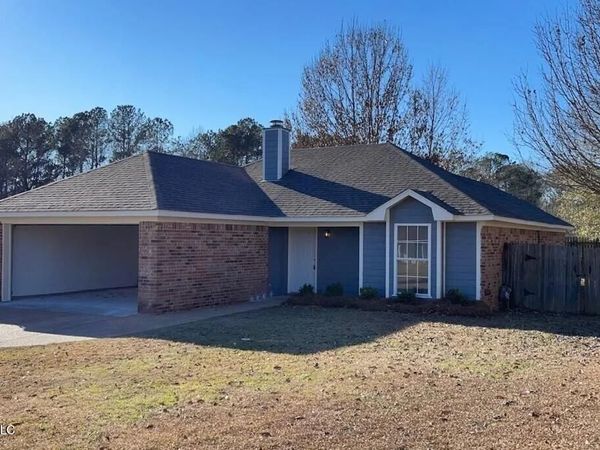 217 Shadow Creek Drive, Florence, MS 39073