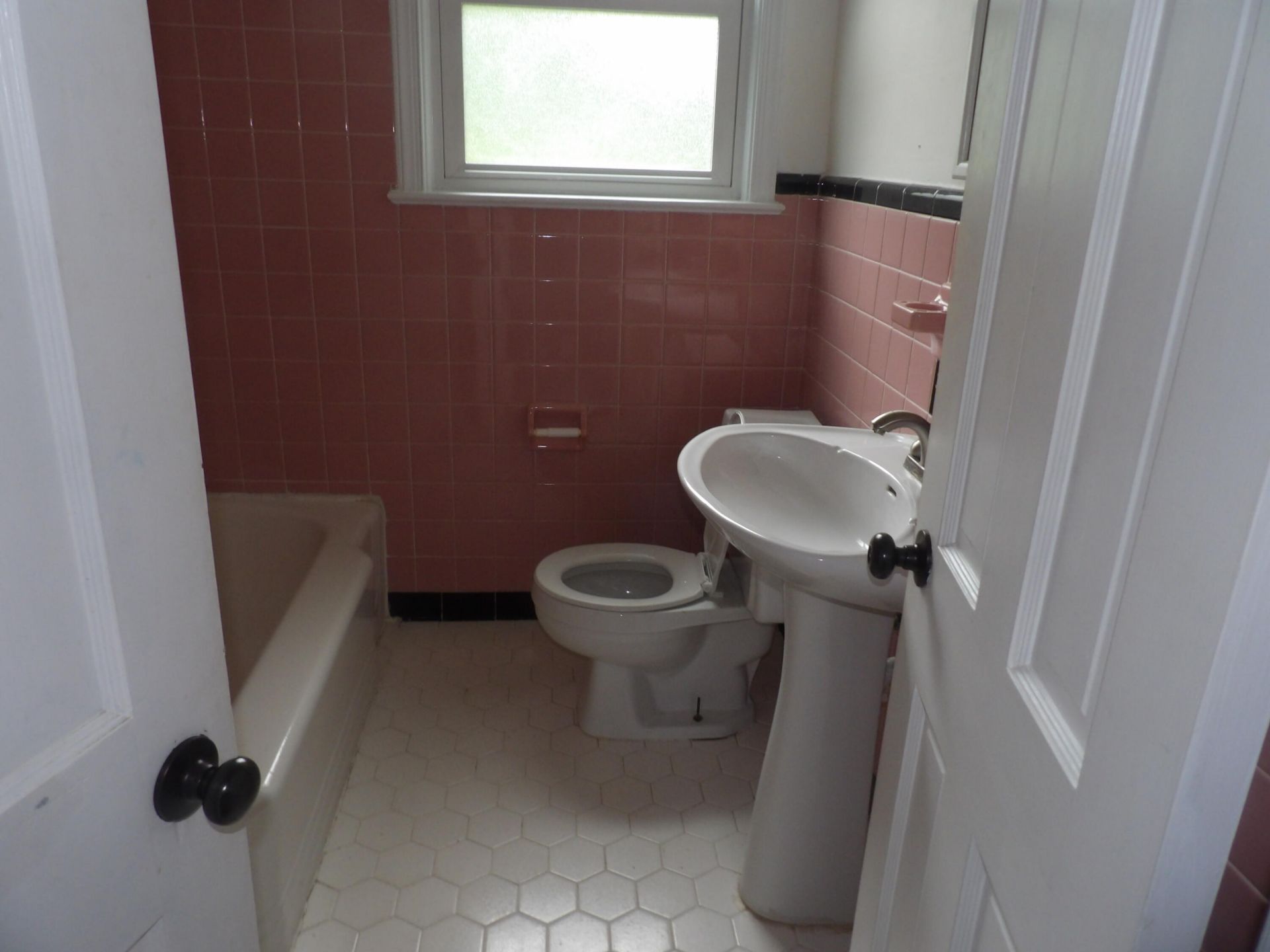 728 Melrose Drive Photo 6