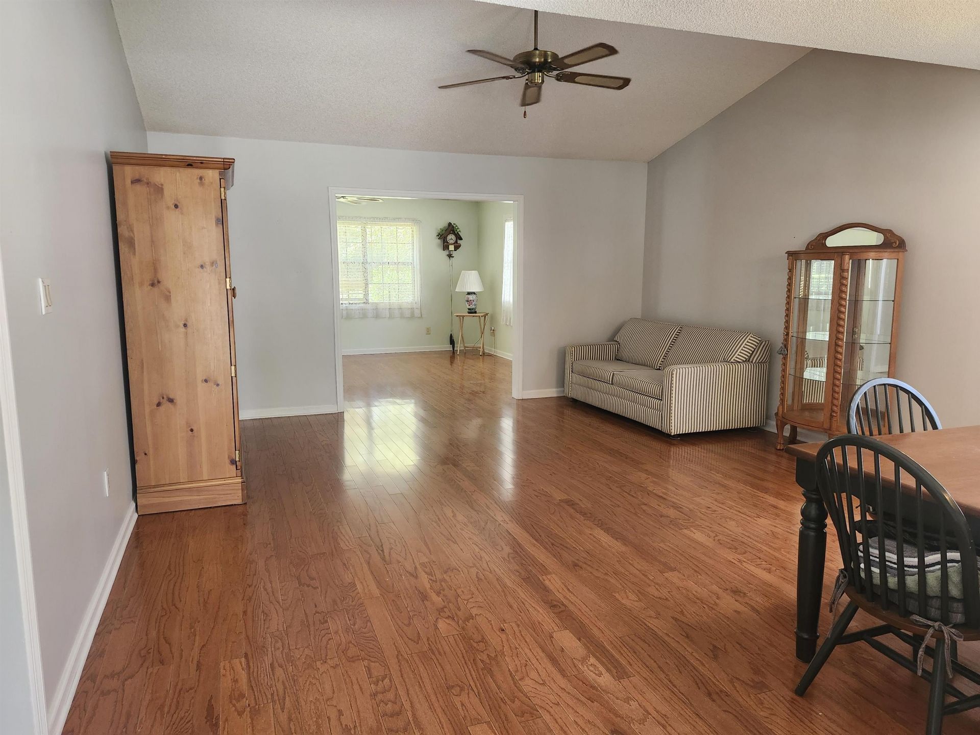 6648 W Sweetbriar Trail Photo 4