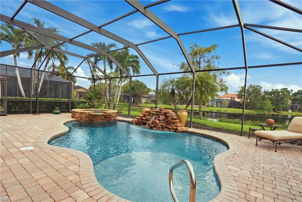 19615 Maddelena Cir, Estero, FL 33967 Photo